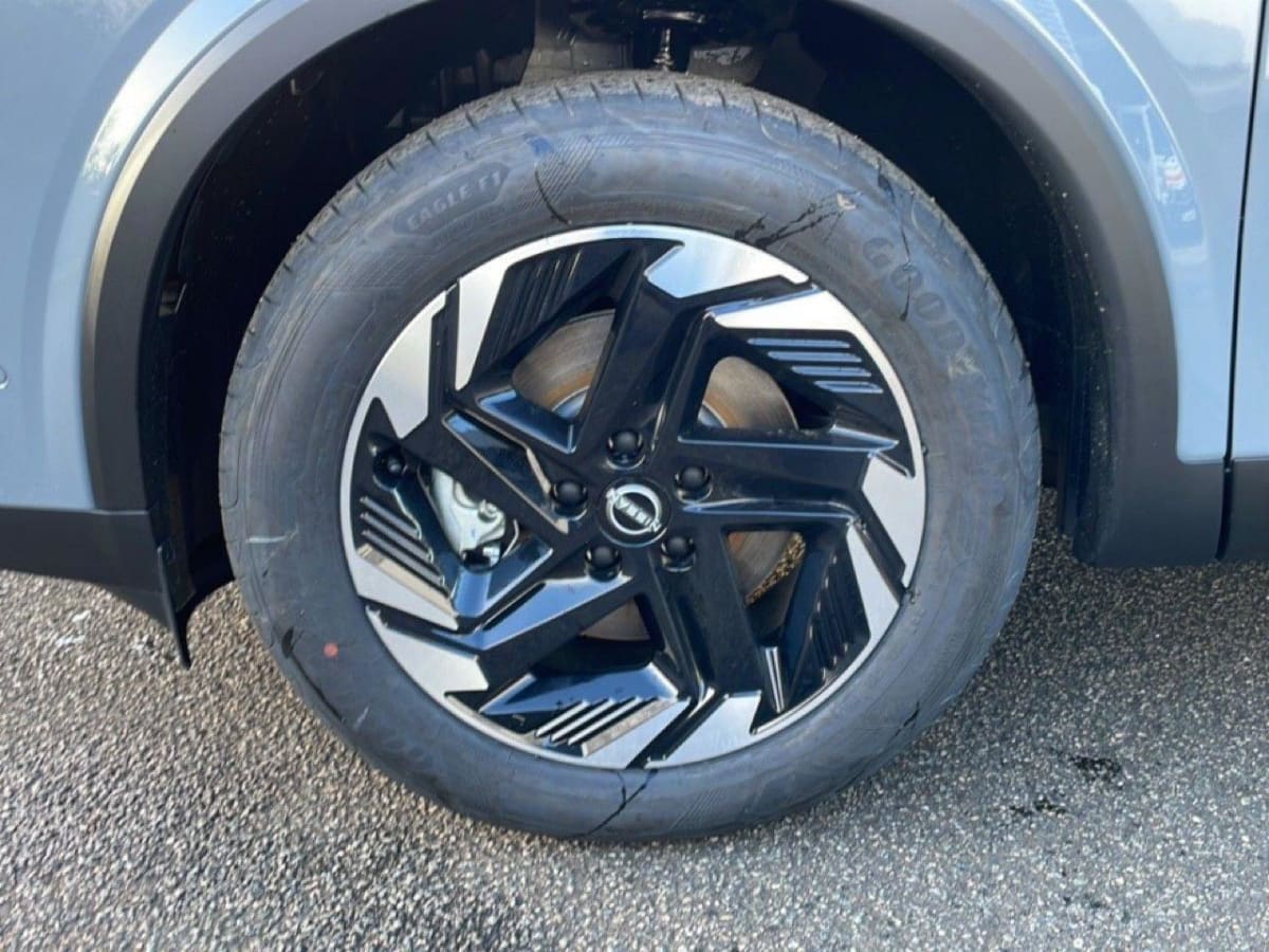 381085_p2 - NISSAN - QASHQAI - 2025 - photo 9