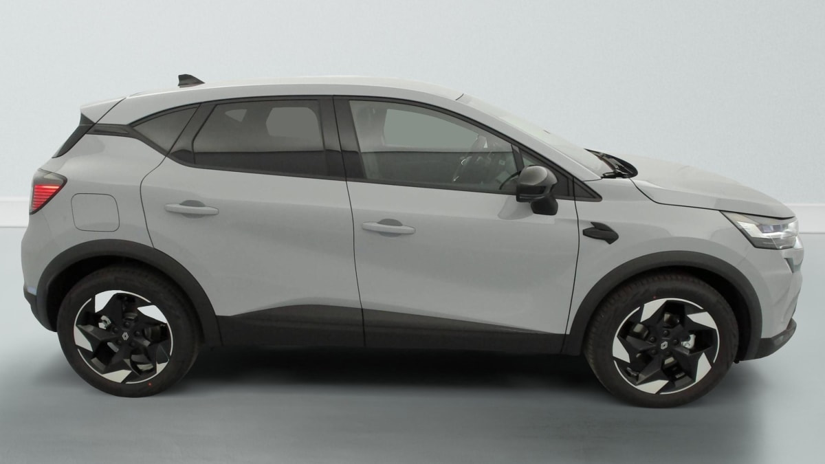 383755_p2 - RENAULT - CAPTUR - 2026 - photo 8