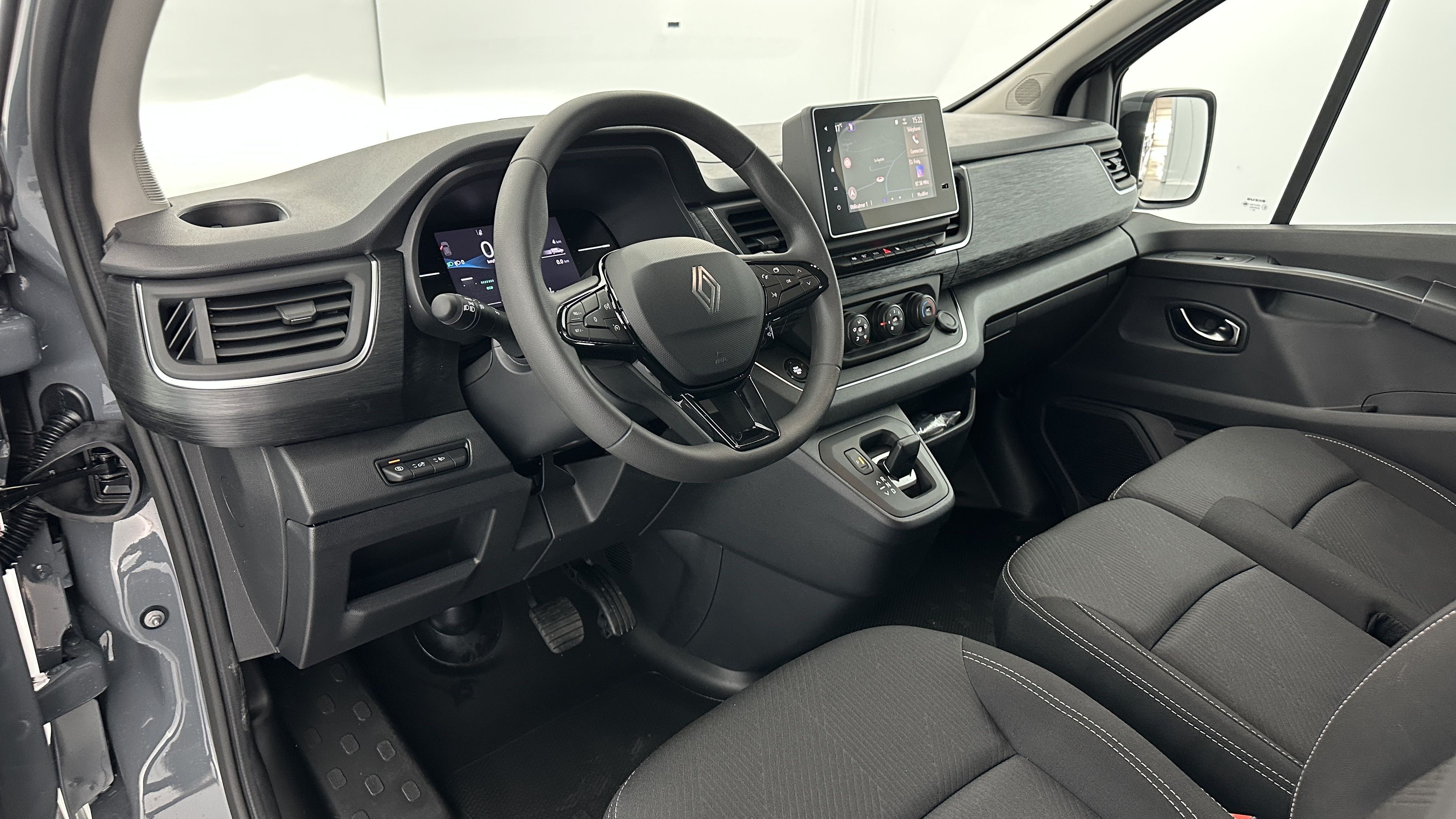 GLI00026348_p53 - RENAULT TRUCKS - TRAFIC COMBI - 2026 - photo 6