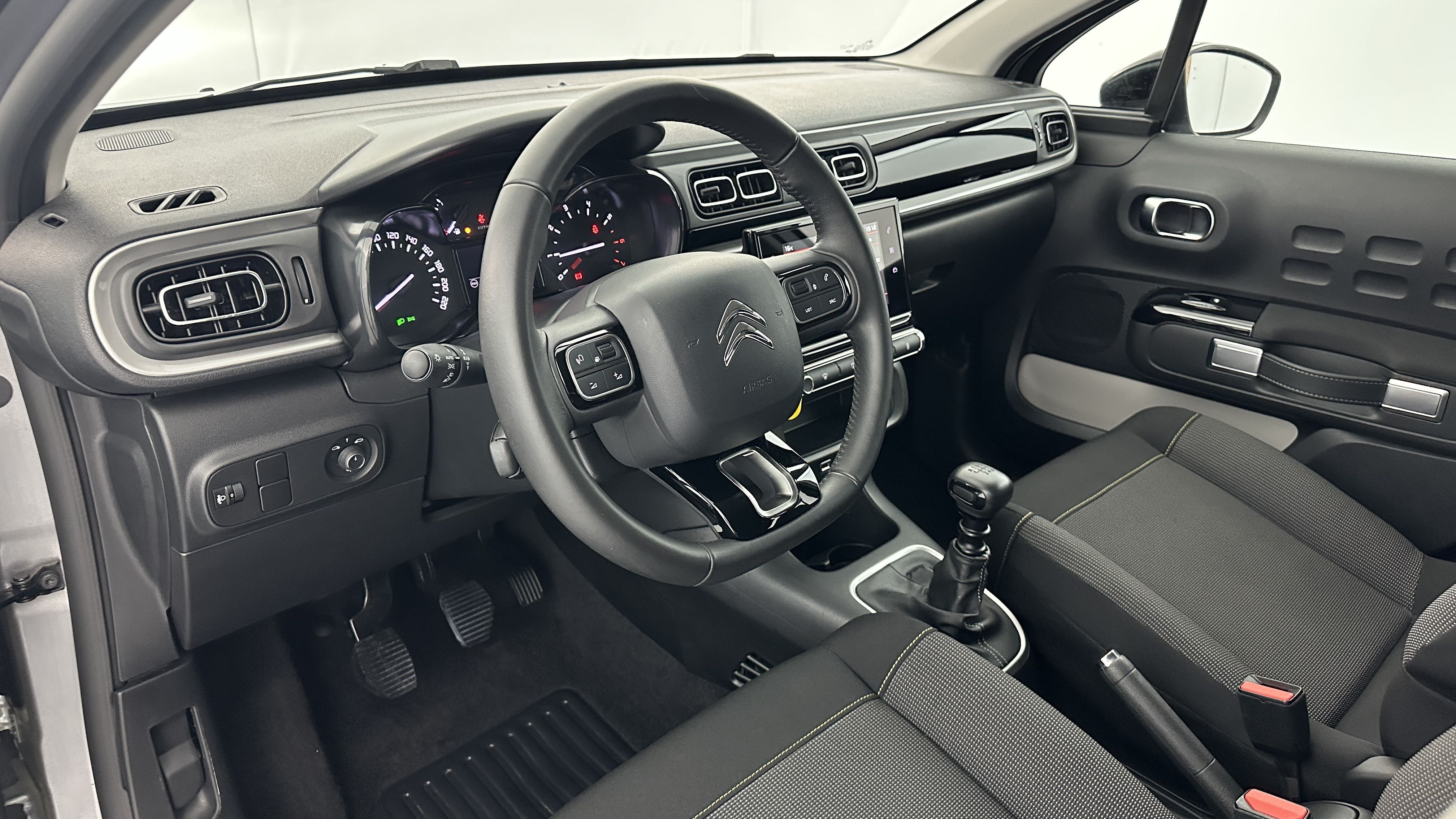 GLI00009850_p53 - CITROEN - C3 - 2024 - photo 6