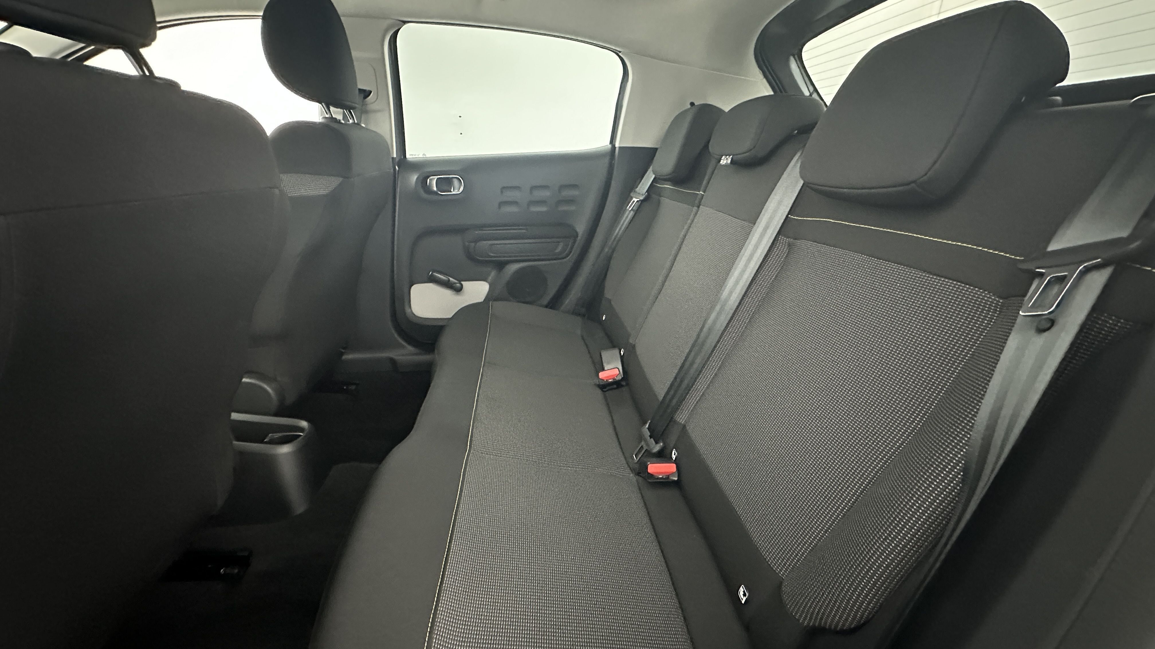 GLI00009850_p53 - CITROEN - C3 - 2024 - photo 9