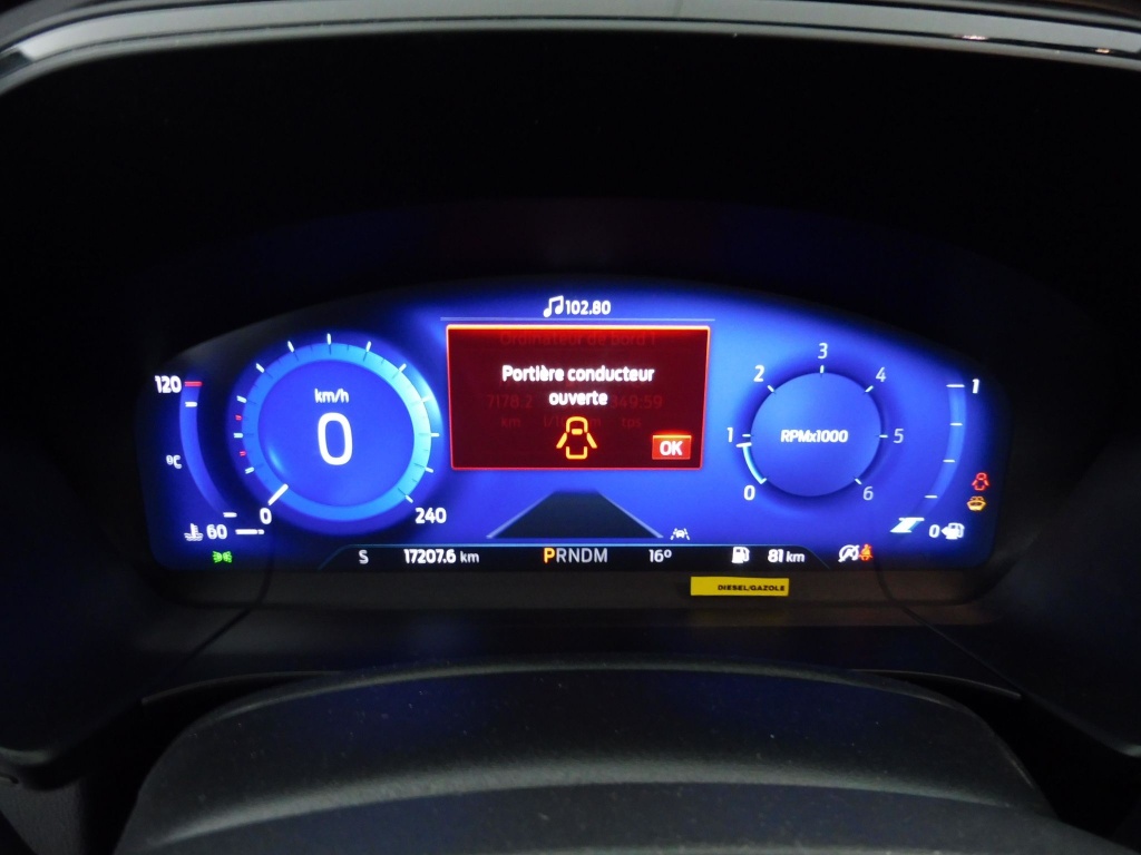 70374_p51 - FORD - KUGA - 2024 - photo 9