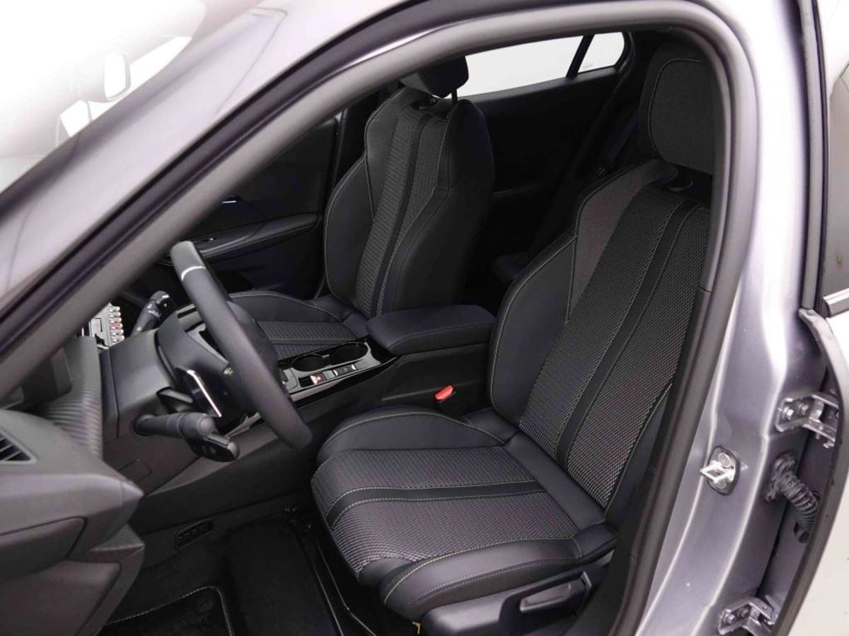 384282_p2 - PEUGEOT - 2008 - 2026 - photo 5