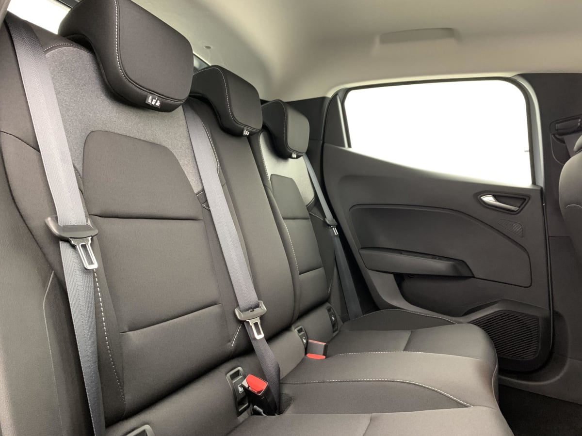 380682_p2 - RENAULT - CLIO 5 - 2025 - photo 10