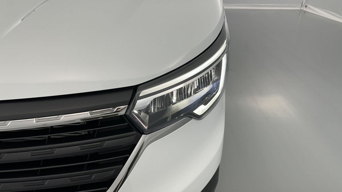 384540_p2 - RENAULT - TRAFIC - 2026 - photo 9