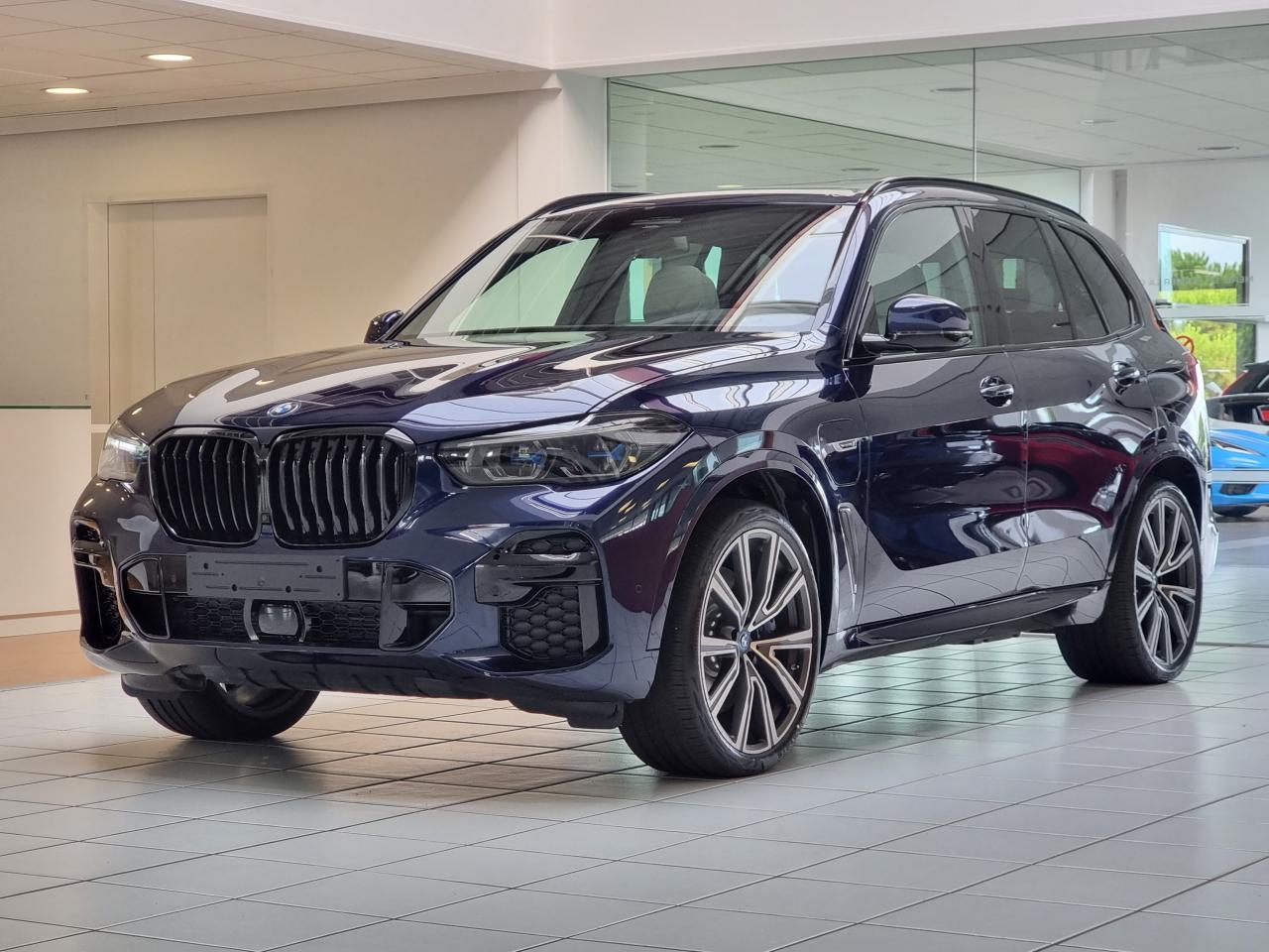 0679-0000787_p68 - BMW - X5 - 2025 - photo 1