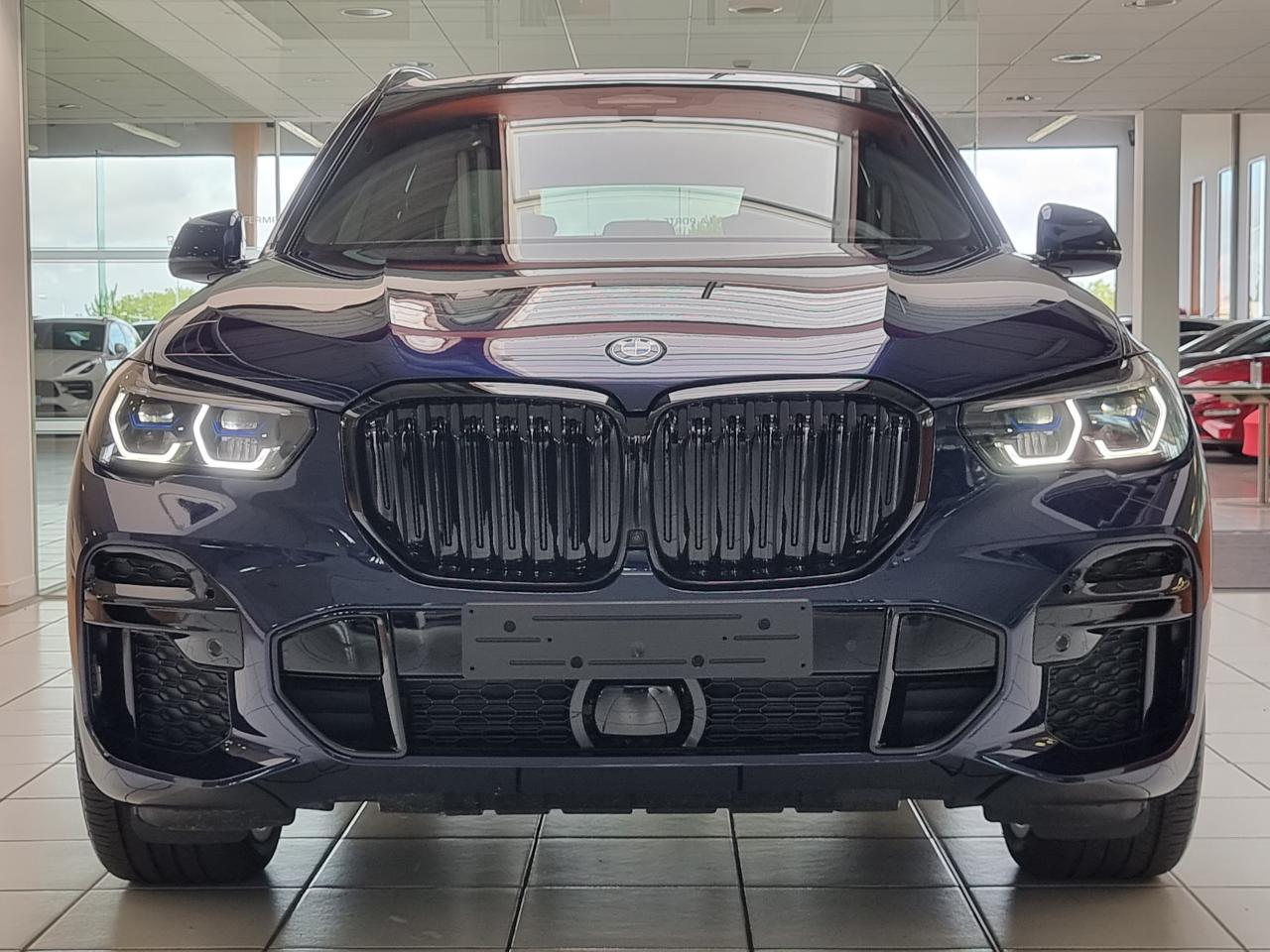 0679-0000787_p68 - BMW - X5 - 2025 - photo 33