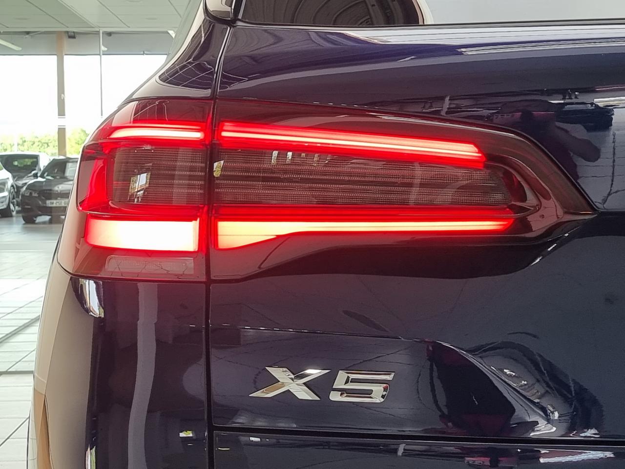 0679-0000787_p68 - BMW - X5 - 2025 - photo 6