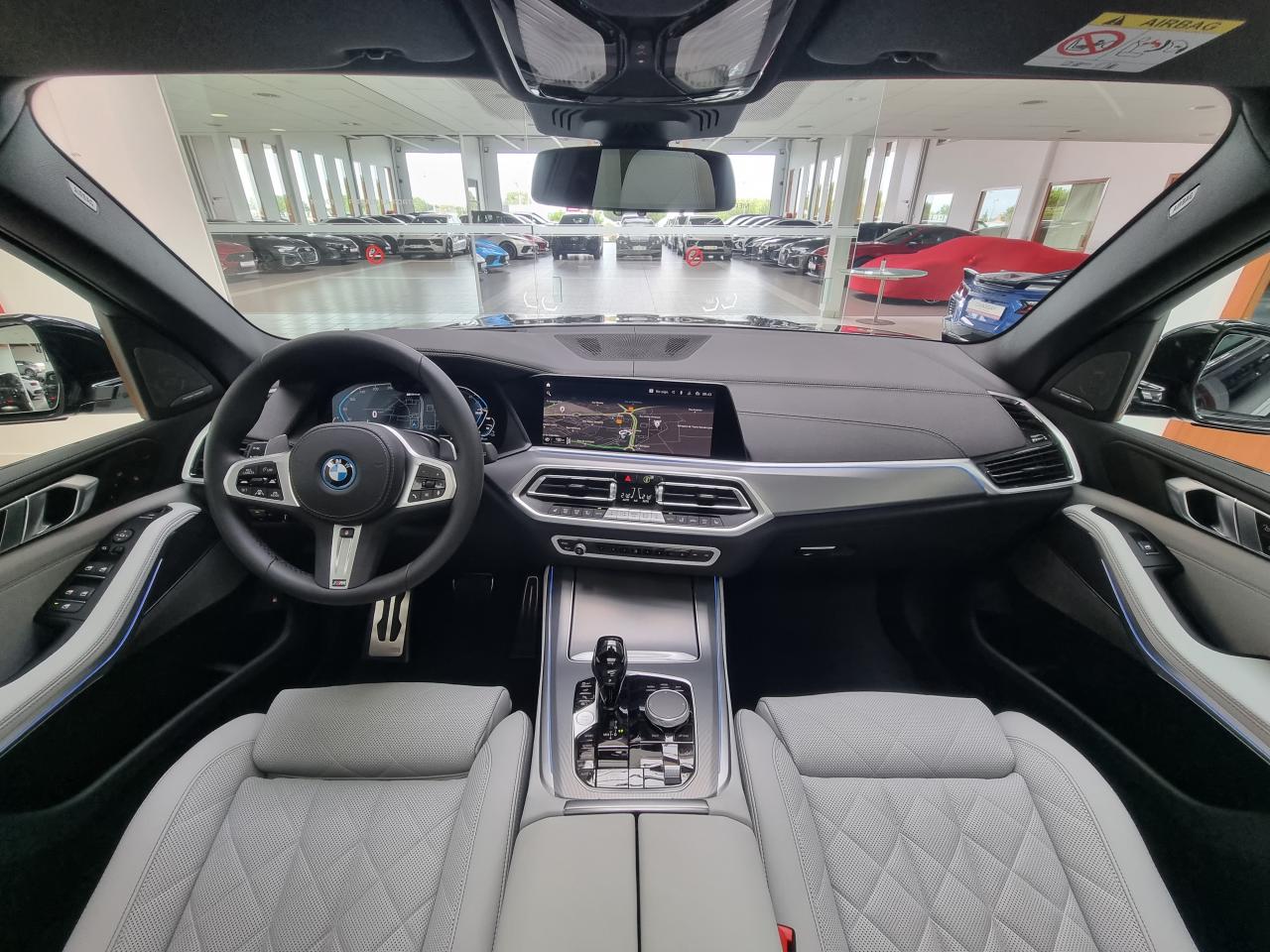 0679-0000787_p68 - BMW - X5 - 2025 - photo 8