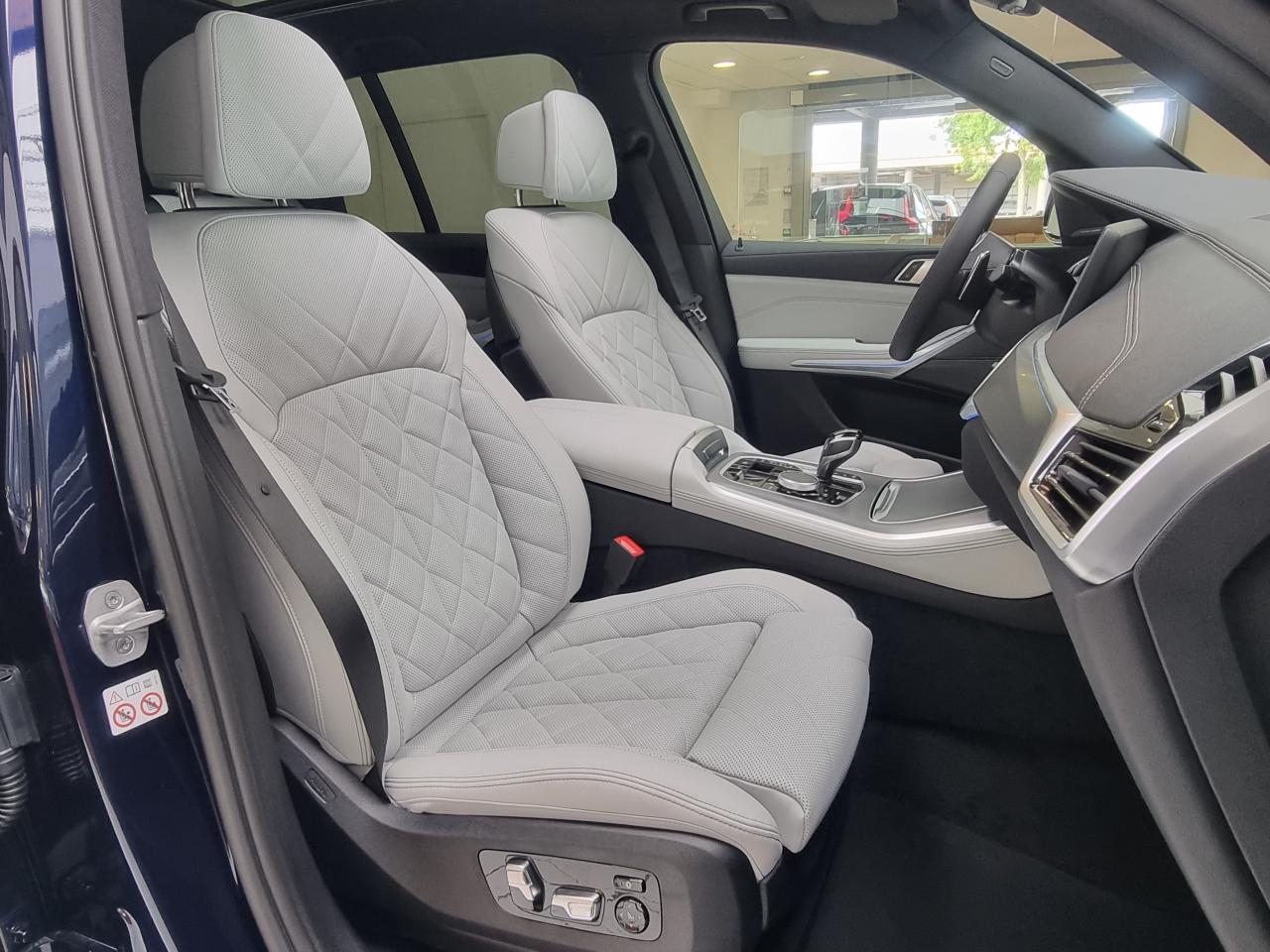 0679-0000787_p68 - BMW - X5 - 2025 - photo 9