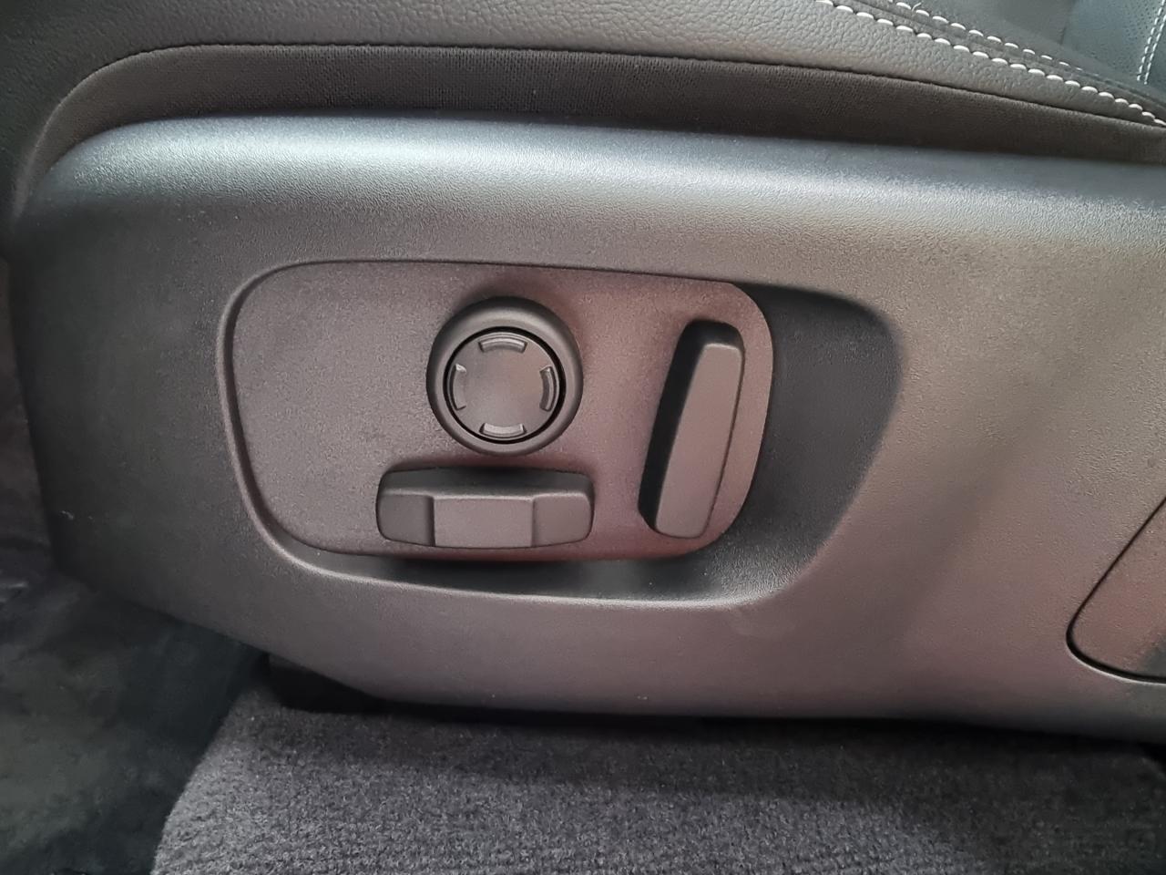 0679-0001106_p68 - LAND ROVER - VELAR - 2023 - photo 15