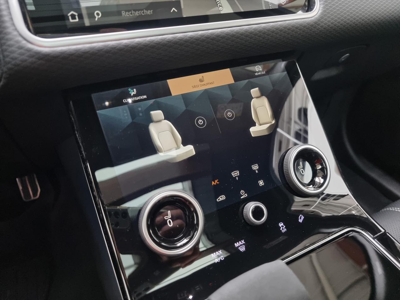 0679-0001106_p68 - LAND ROVER - VELAR - 2023 - photo 19