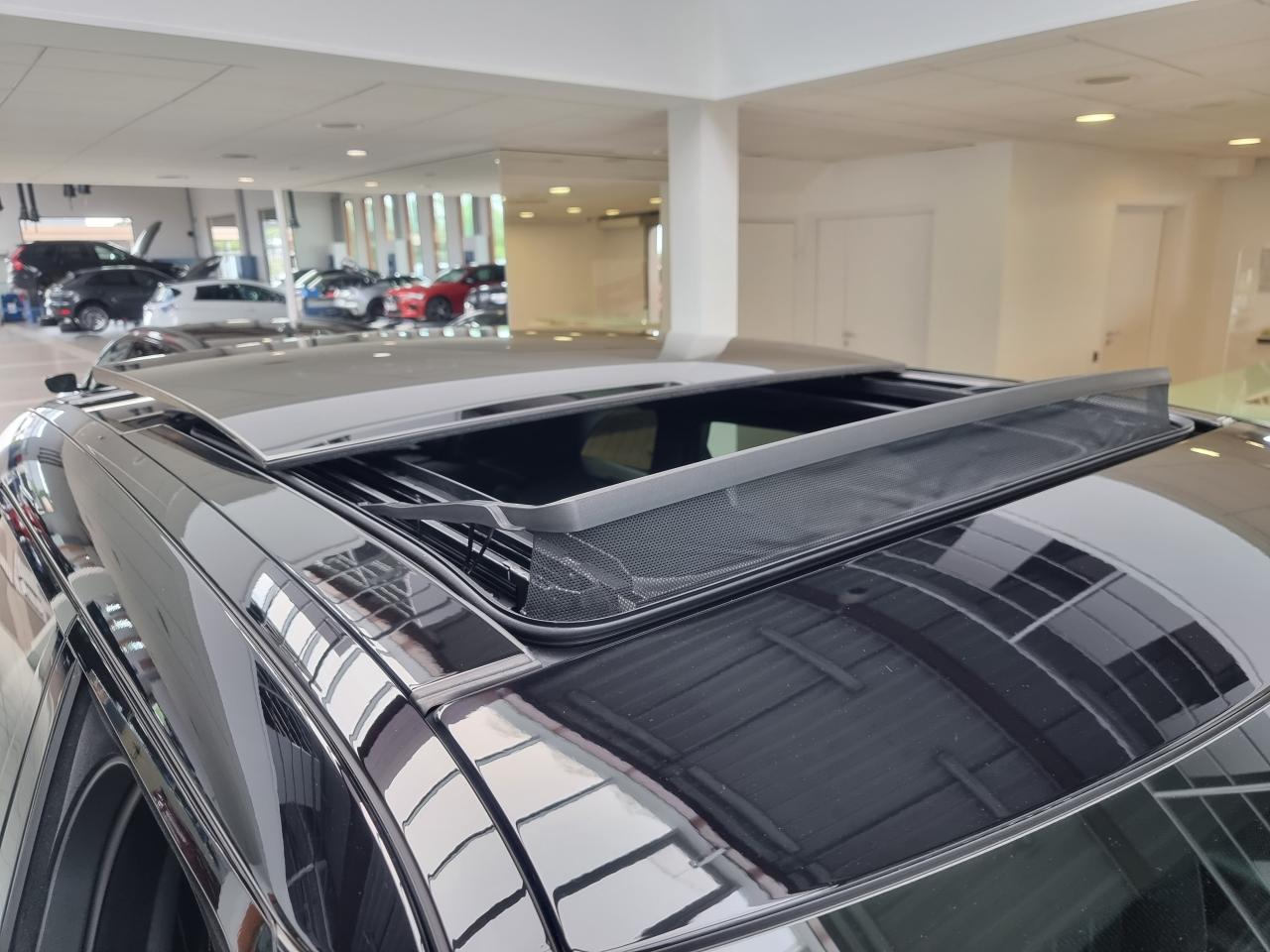 0679-0001106_p68 - LAND ROVER - VELAR - 2023 - photo 25