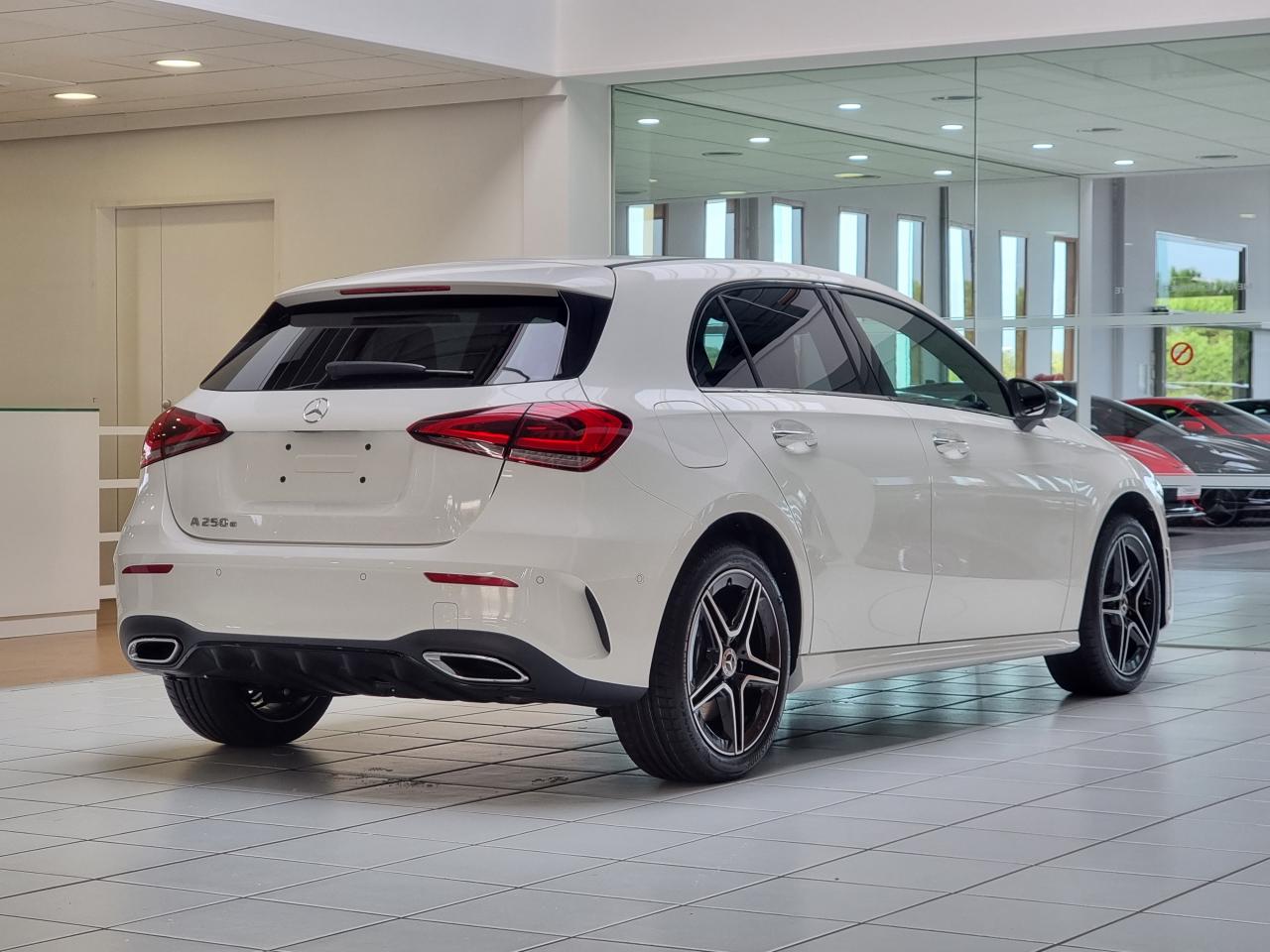 0679-0001408_p68 - MERCEDES - CLASSE A - 2022 - photo 2