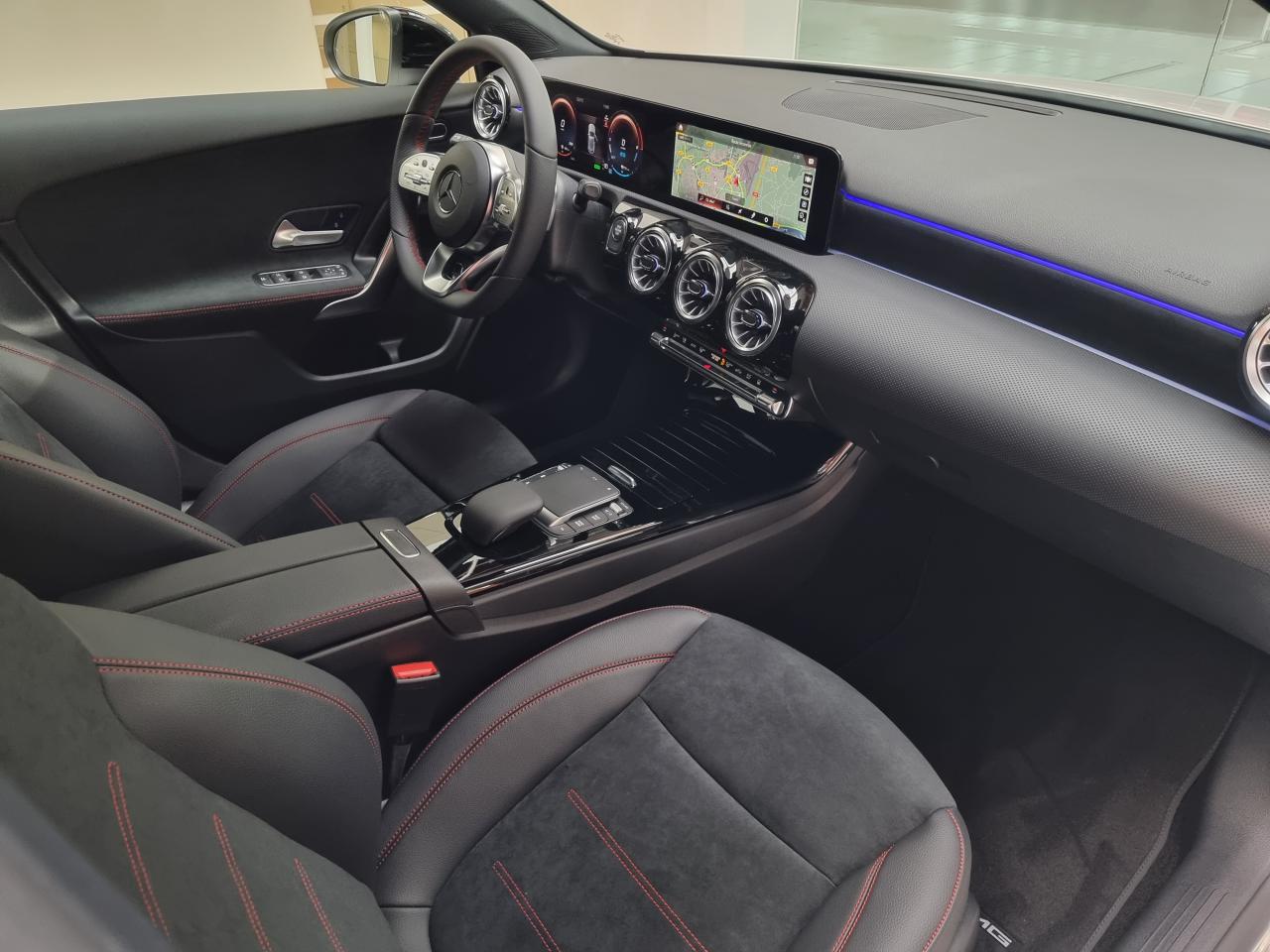 0679-0001408_p68 - MERCEDES - CLASSE A - 2022 - photo 3