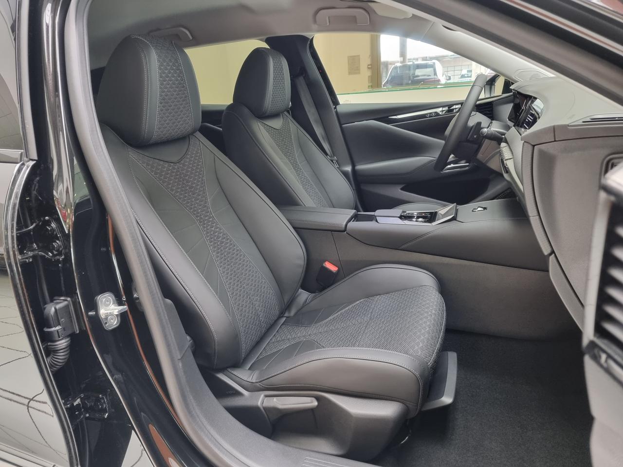 0679-0002640_p68 - DS - DS 4 - 2024 - photo 10