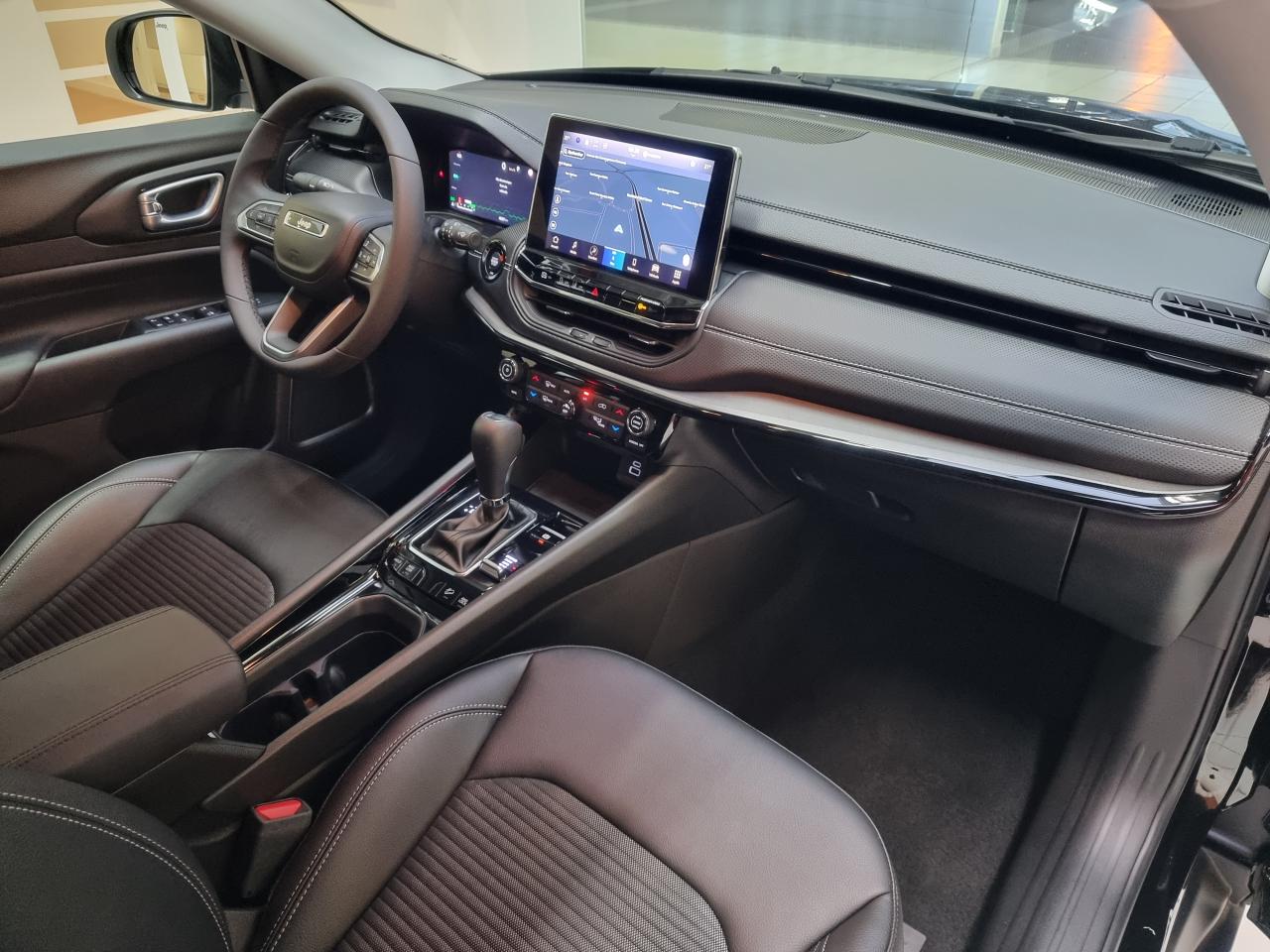 0679-0002724_p68 - JEEP - COMPASS - 2023 - photo 3