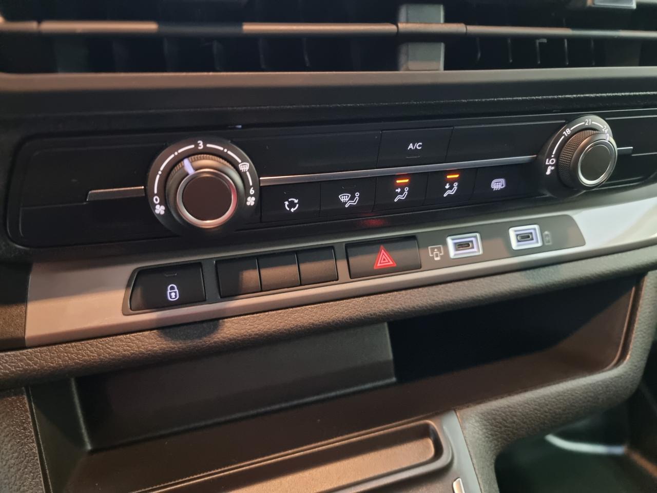 0679-0002820_p68 - PEUGEOT - EXPERT - 2025 - photo 21