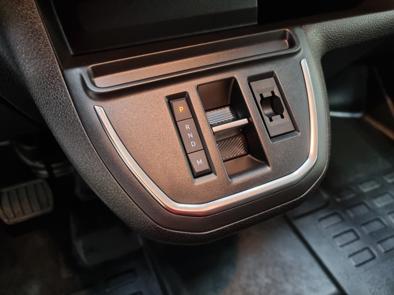 0679-0002822_p68 - PEUGEOT - EXPERT - 2025 - photo 20