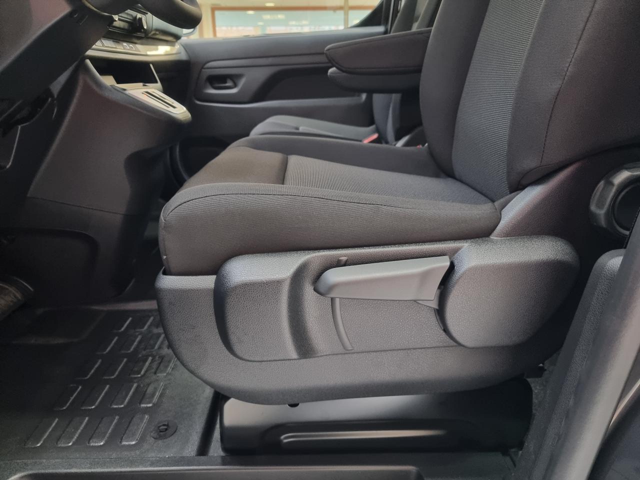 0679-0002933_p68 - CITROEN - JUMPY - 2025 - photo 15