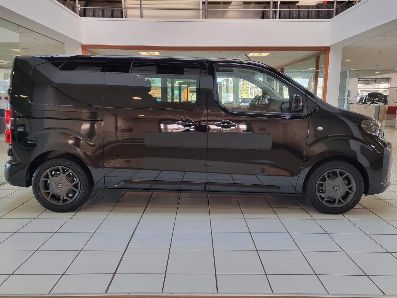 0679-0002935_p68 - CITROEN - JUMPY - 2025 - photo 25