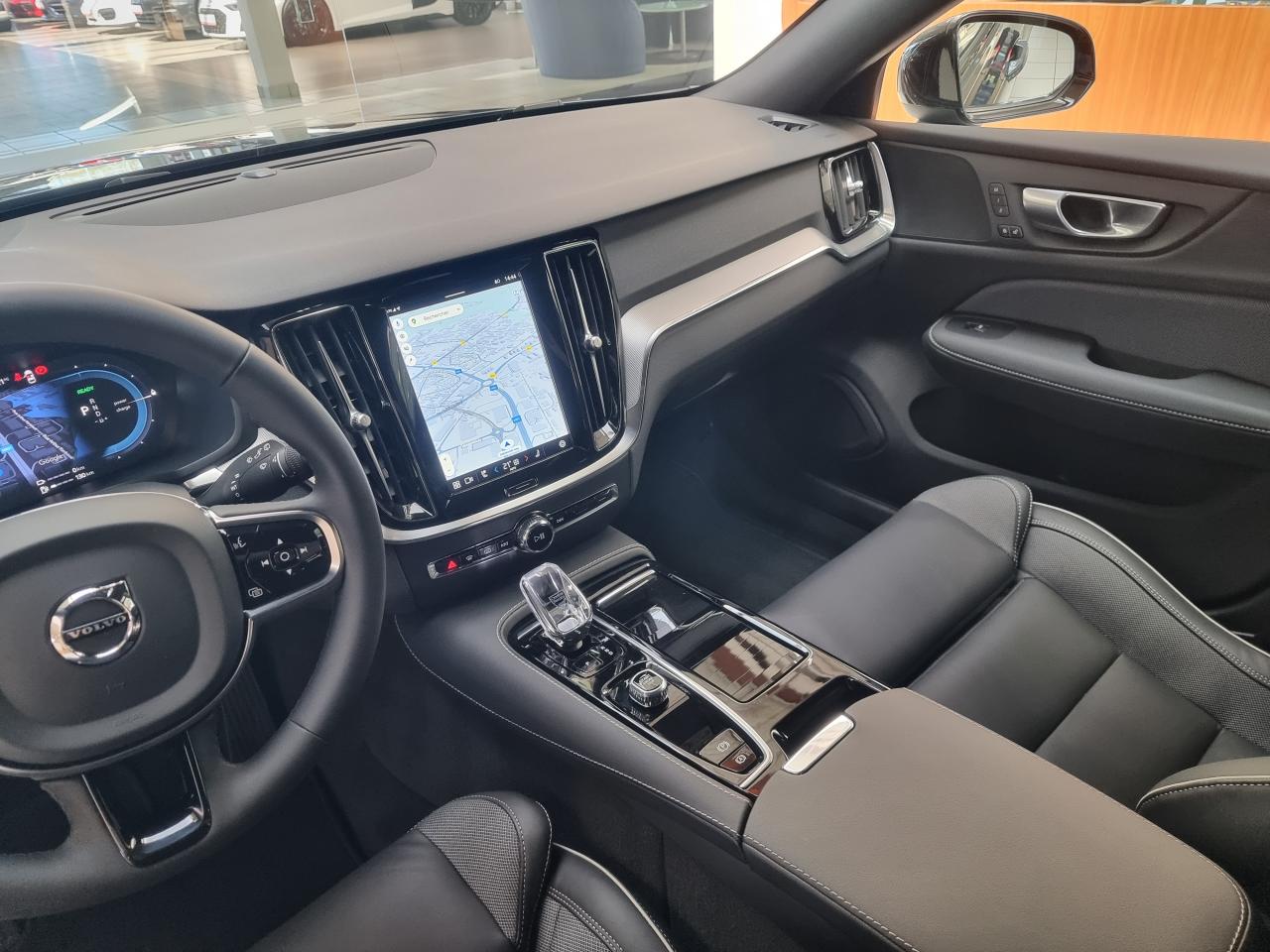 0679-0002965_p68 - VOLVO - V 60 - 2024 - photo 6