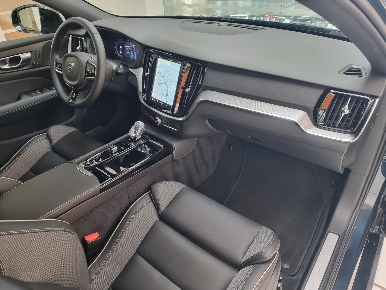 0679-0002965_p68 - VOLVO - V 60 - 2024 - photo 5