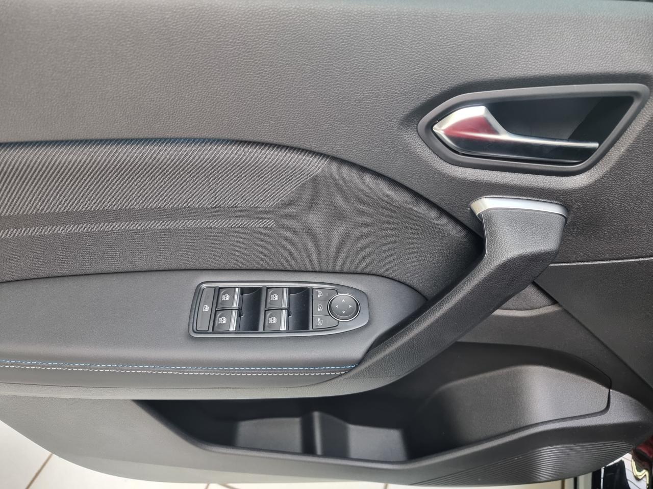 0679-0002975_p68 - RENAULT - SYMBIOZ - 2025 - photo 17