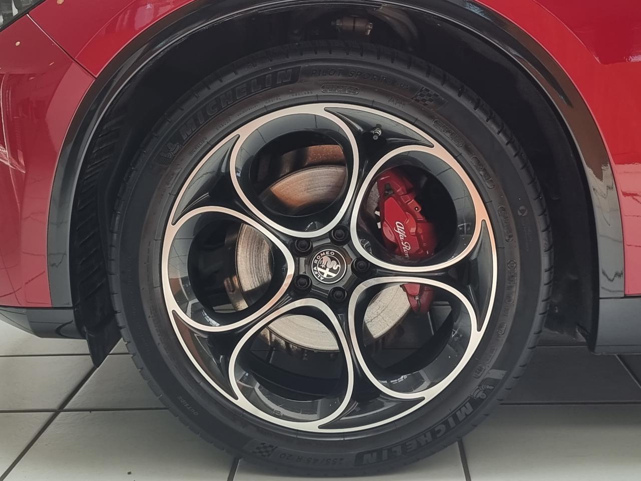 0679-0002979_p68 - ALFA ROMEO - STELVIO - 2024 - photo 7