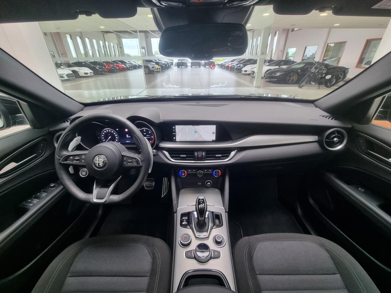 0679-0002983_p68 - ALFA ROMEO - STELVIO - 2024 - photo 11