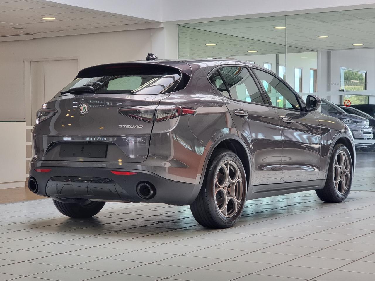 0679-0002985_p68 - ALFA ROMEO - STELVIO - 2024 - photo 2