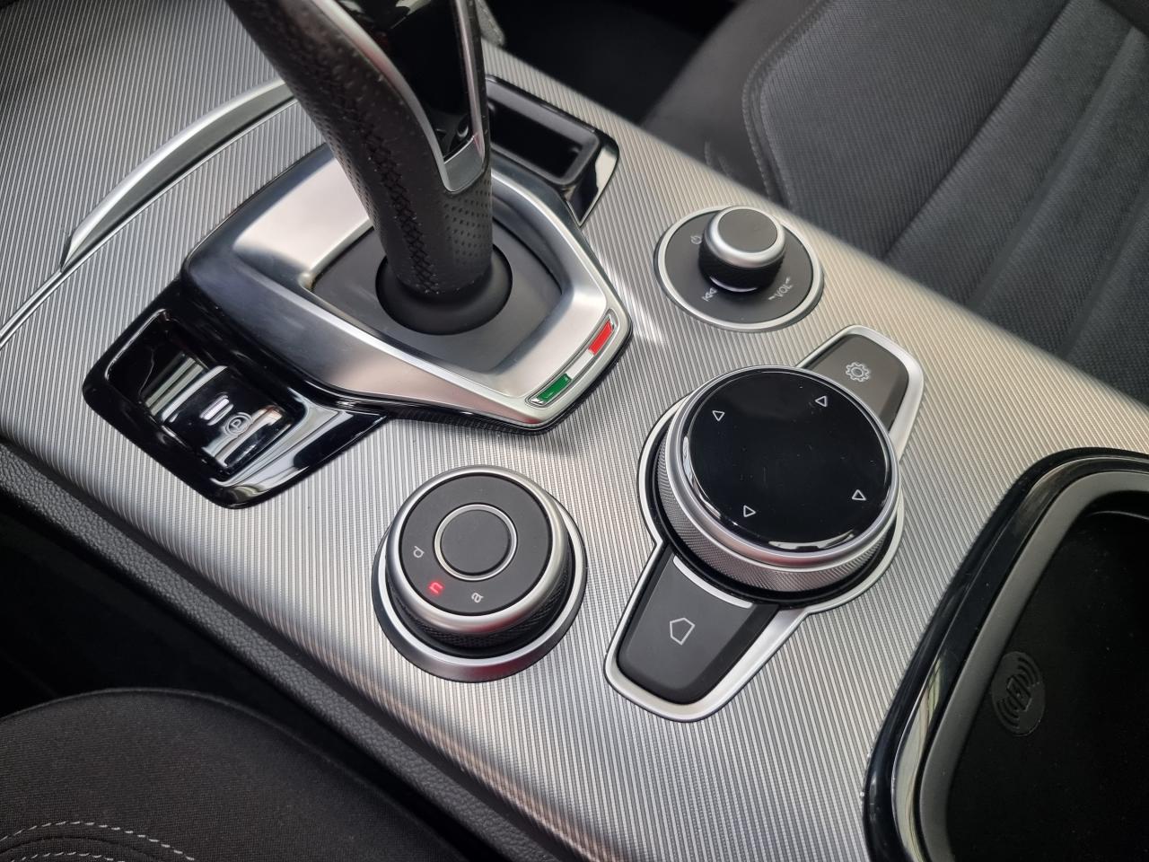 0679-0002985_p68 - ALFA ROMEO - STELVIO - 2024 - photo 21