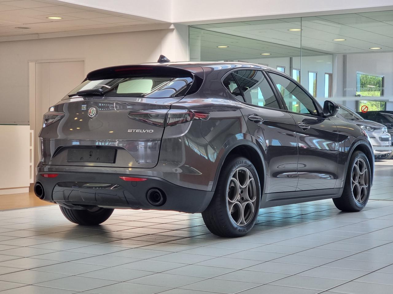 0679-0002986_p68 - ALFA ROMEO - STELVIO - 2024 - photo 2