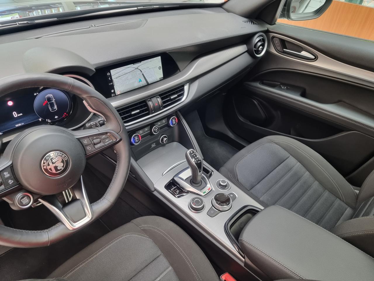 0679-0002986_p68 - ALFA ROMEO - STELVIO - 2024 - photo 4