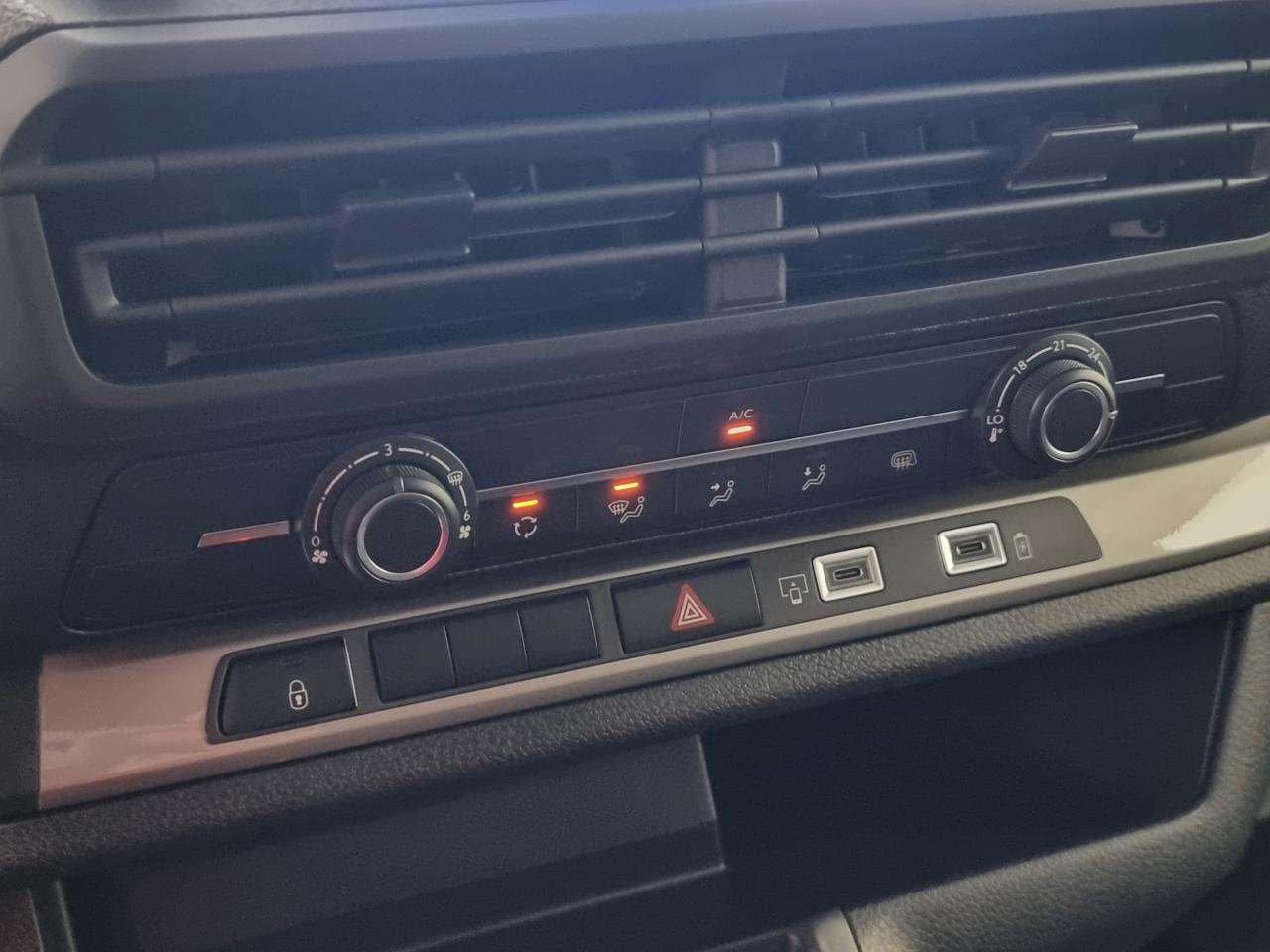 0679-0003004_p68 - CITROEN - JUMPY - 2025 - photo 19