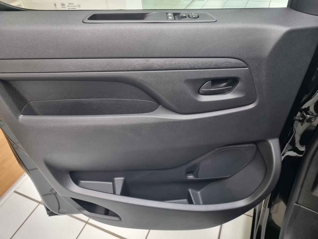 0679-0003007_p68 - CITROEN - JUMPY - 2025 - photo 15