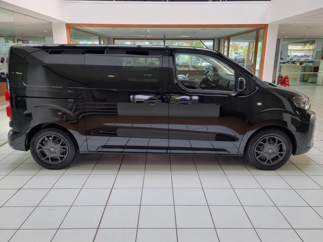 0679-0003007_p68 - CITROEN - JUMPY - 2025 - photo 25