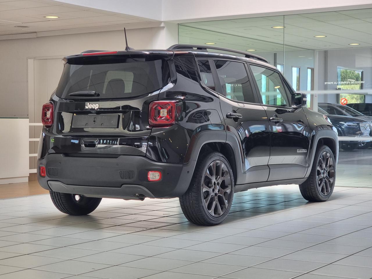 0679-0003019_p68 - JEEP - RENEGADE - 2024 - photo 2