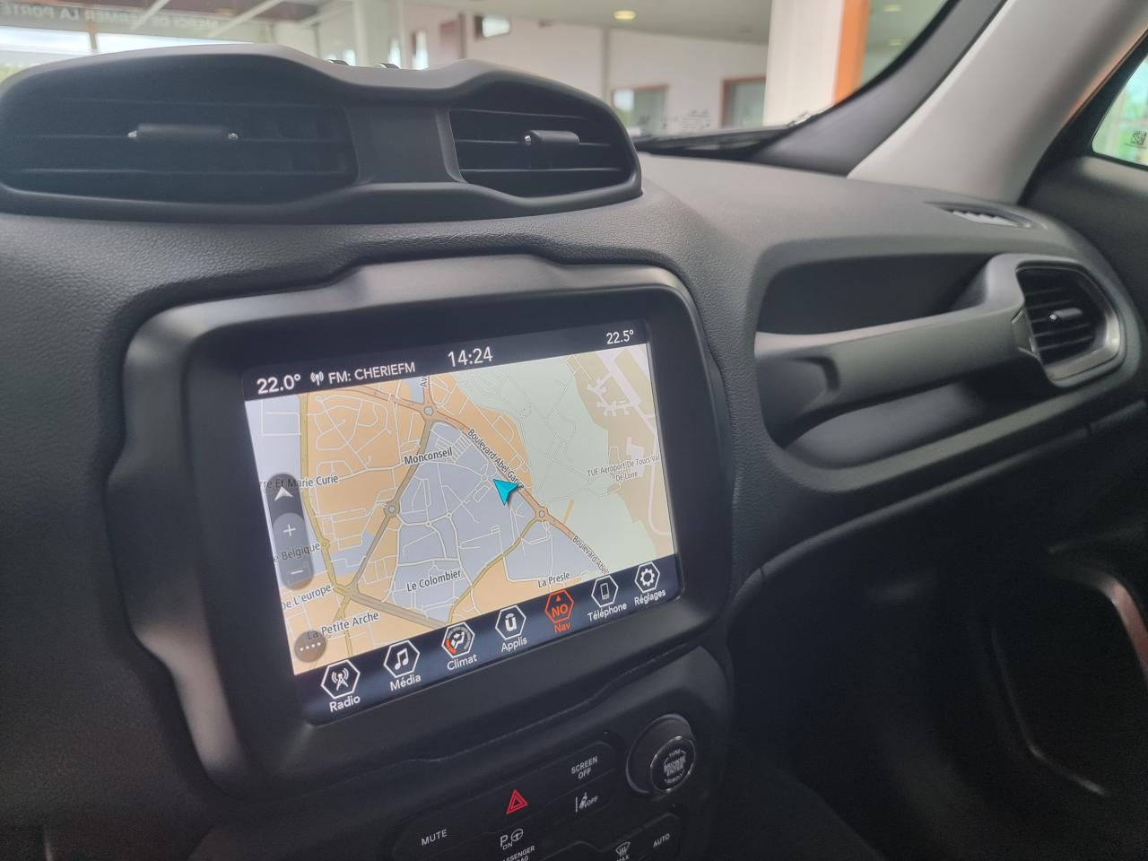 0679-0003019_p68 - JEEP - RENEGADE - 2024 - photo 23