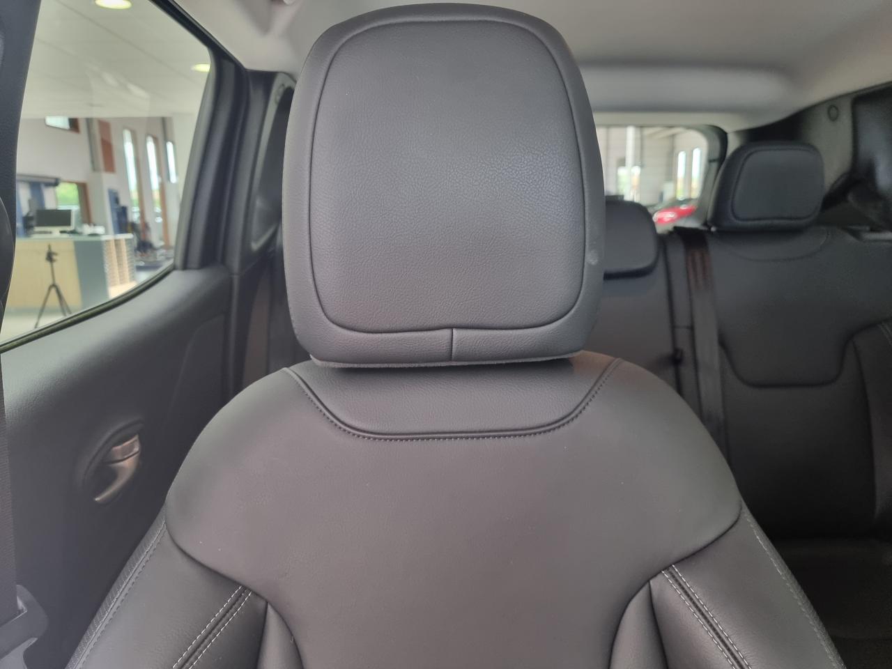 0679-0003019_p68 - JEEP - RENEGADE - 2024 - photo 15