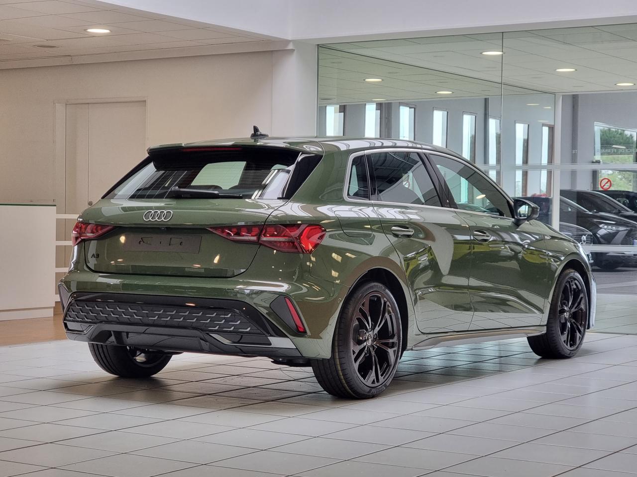 0679-0003025_p68 - AUDI - A3 - 2024 - photo 2