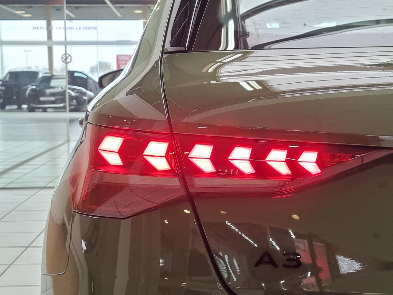 0679-0003025_p68 - AUDI - A3 - 2024 - photo 7