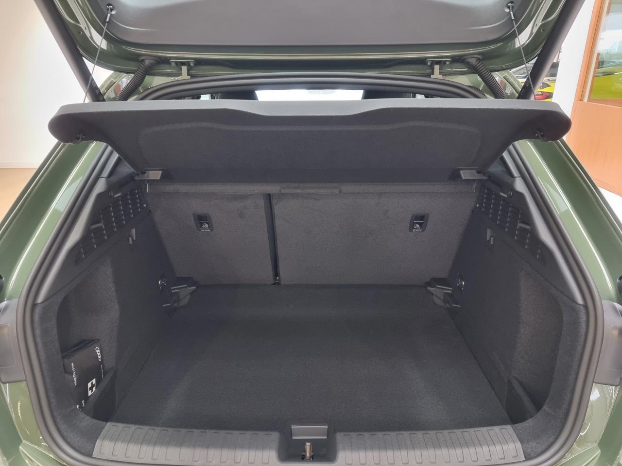 0679-0003025_p68 - AUDI - A3 - 2024 - photo 12