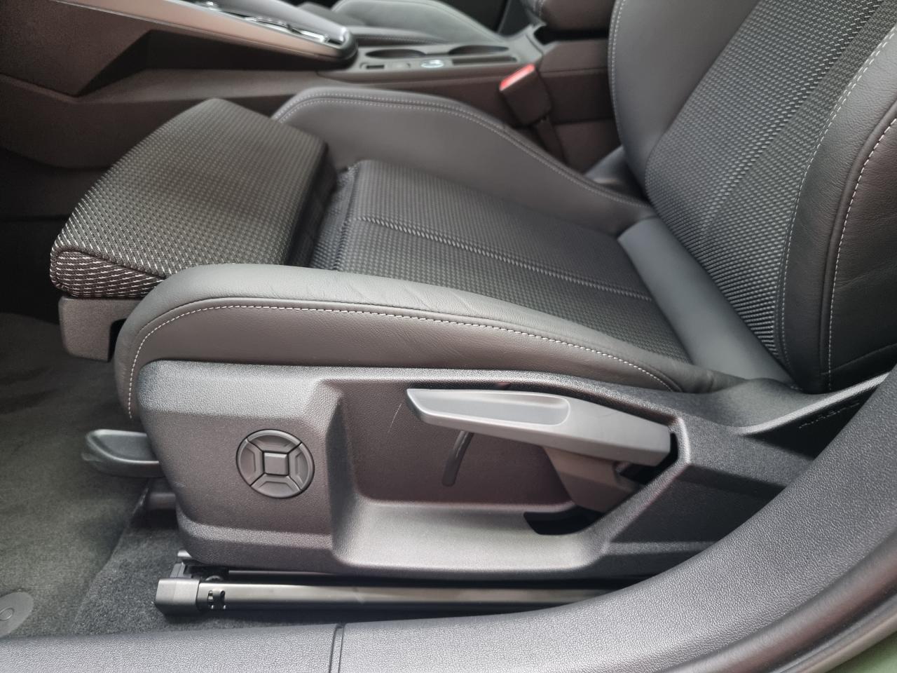 0679-0003025_p68 - AUDI - A3 - 2024 - photo 15