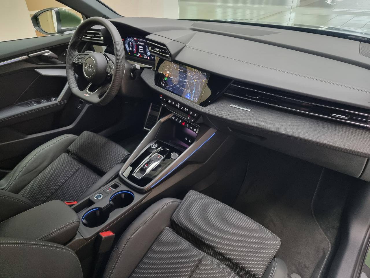 0679-0003025_p68 - AUDI - A3 - 2024 - photo 3