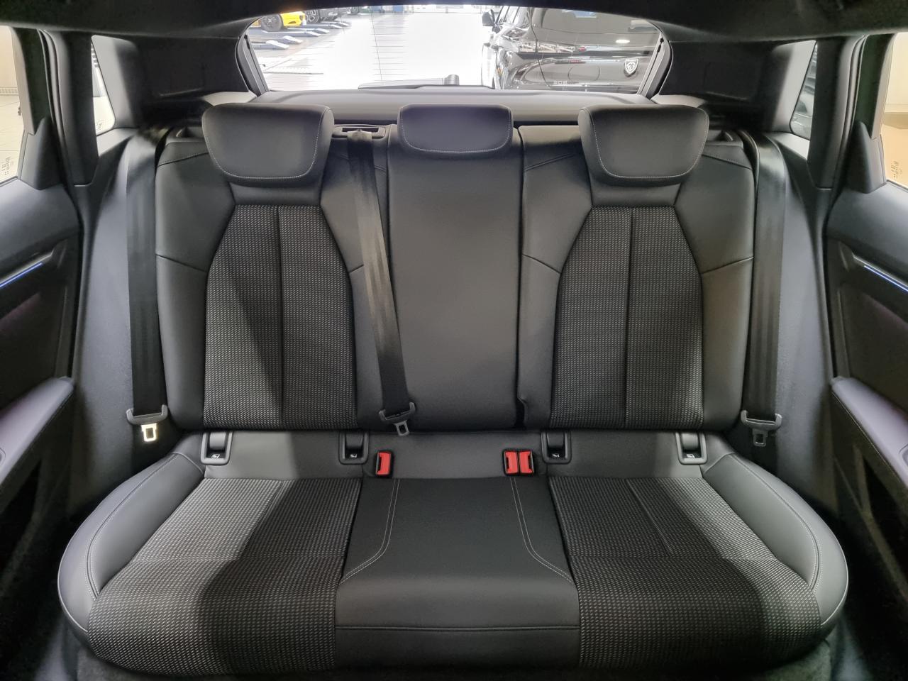 0679-0003025_p68 - AUDI - A3 - 2024 - photo 11