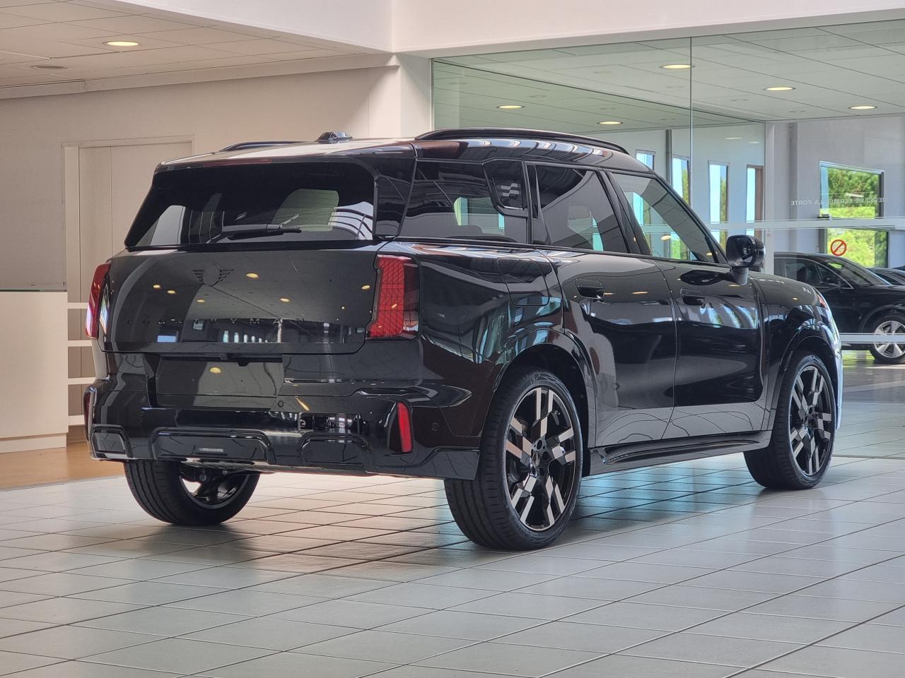 0679-0003046_p68 - MINI - COUNTRYMAN - 2026 - photo 2