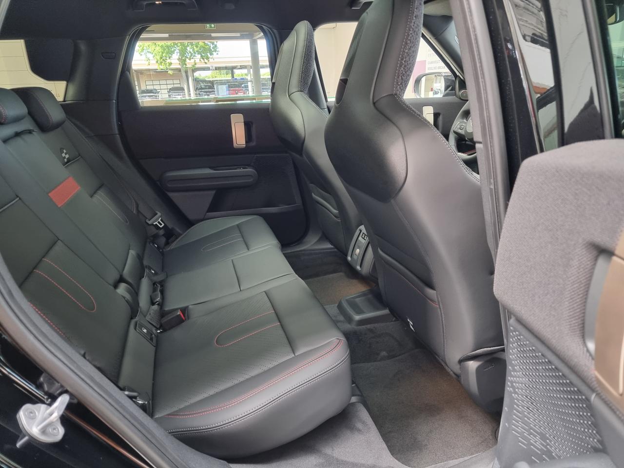 0679-0003046_p68 - MINI - COUNTRYMAN - 2026 - photo 29