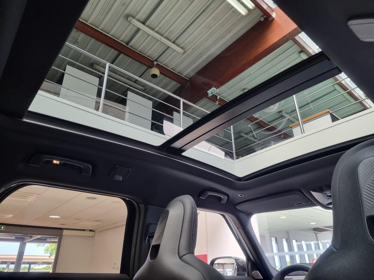 0679-0003046_p68 - MINI - COUNTRYMAN - 2026 - photo 32