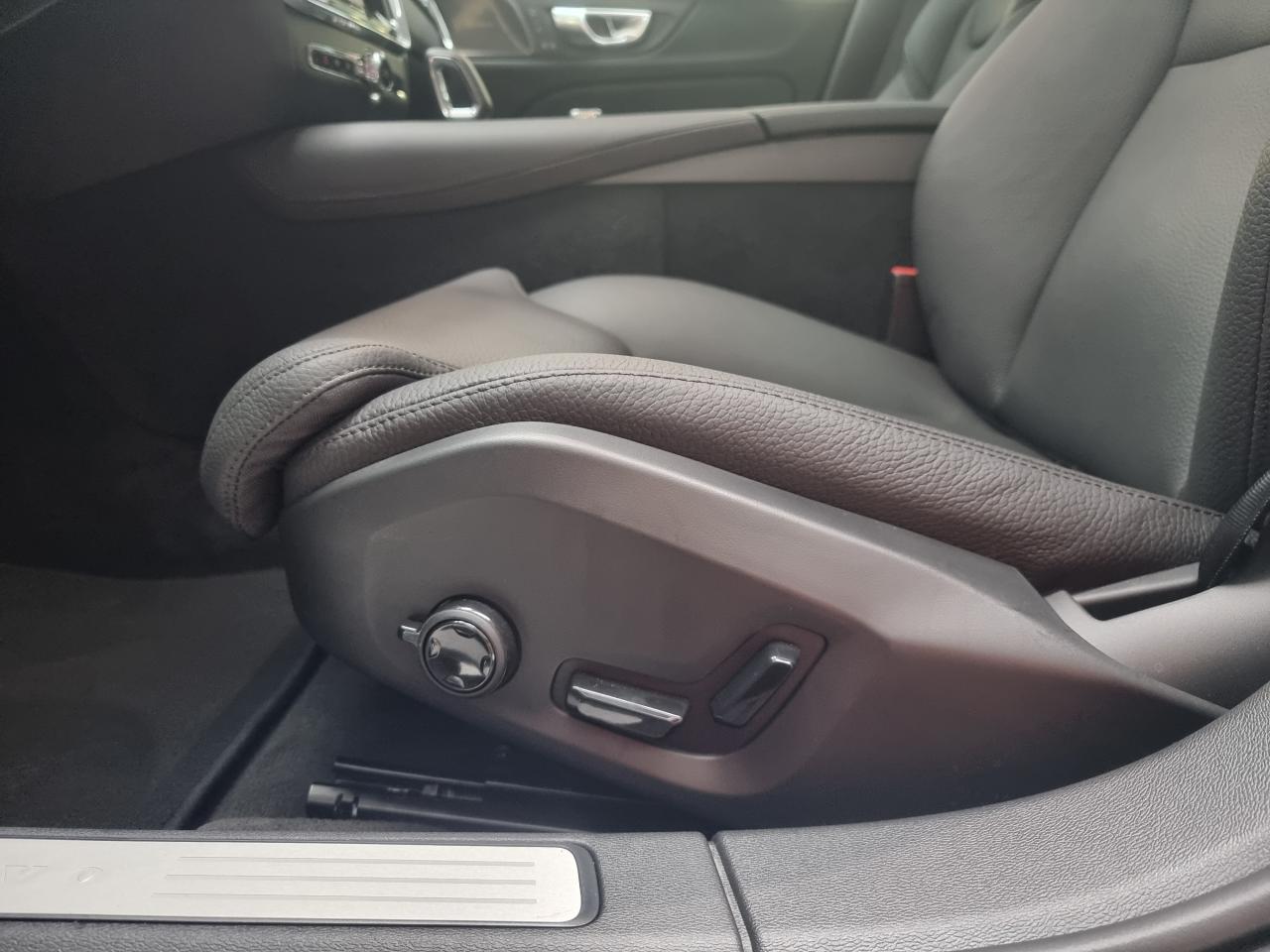 0679-0003068_p68 - VOLVO - V 60 - 2024 - photo 17